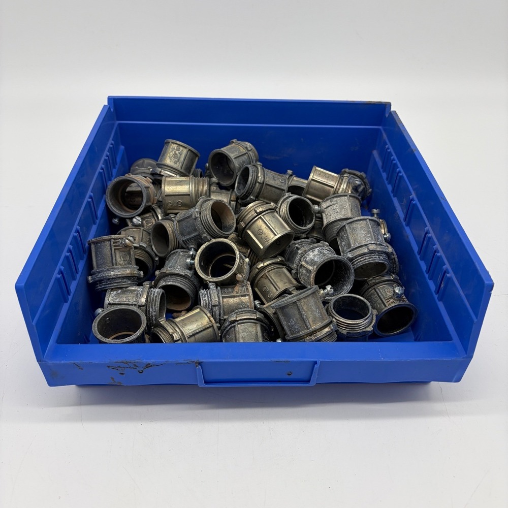 Lot of 46 Alex L125 1-1/4" EMT Set Screw Conduit Connectors Zinc Die Cast UL CSA